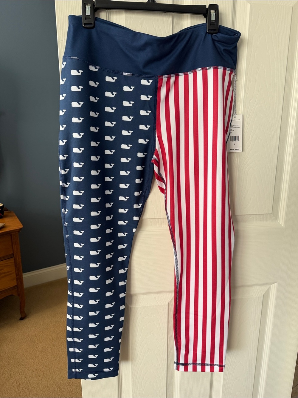 NWT Vineyard Vines Ladies Whale-Print Navy & Red Stripe Performance Leggings
